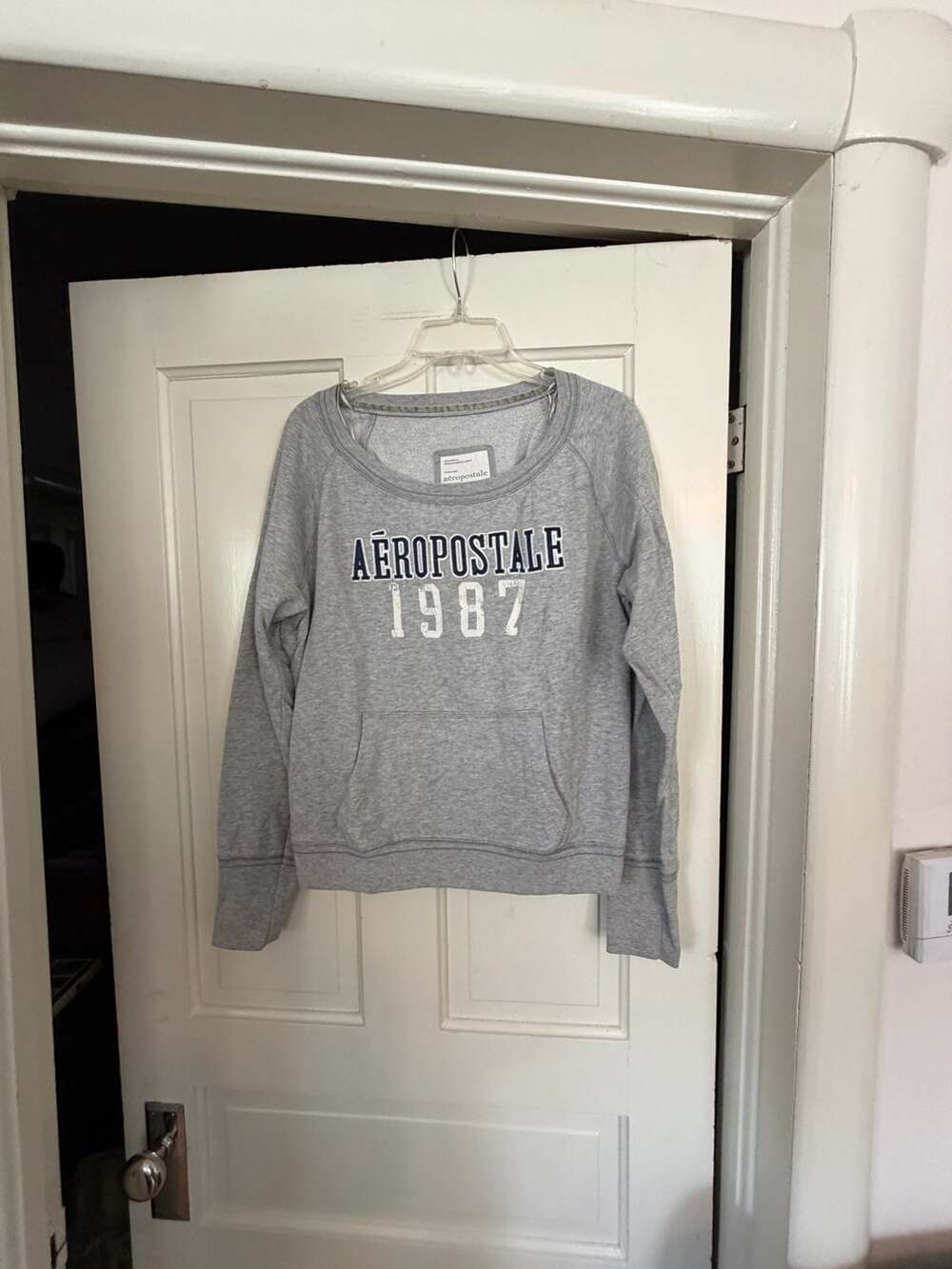 Aéropostale 1987 Wide Neck Graphic Sweatshirt